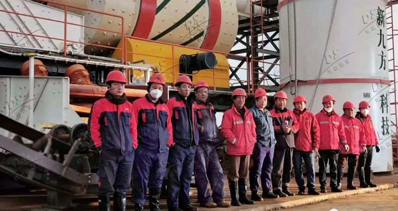 土壤修復(fù)現(xiàn)場(chǎng)安裝調(diào)試人員 土壤修復(fù)現(xiàn)場(chǎng)安裝調(diào)試人員