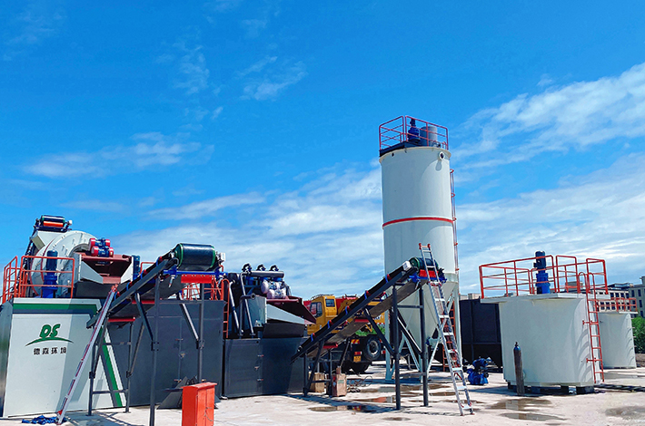 土壤重金屬污染為何日趨嚴(yán)重？德森模塊化集成式淋洗裝備給出高效解法