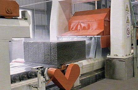 自保溫砌塊設(shè)備切割機